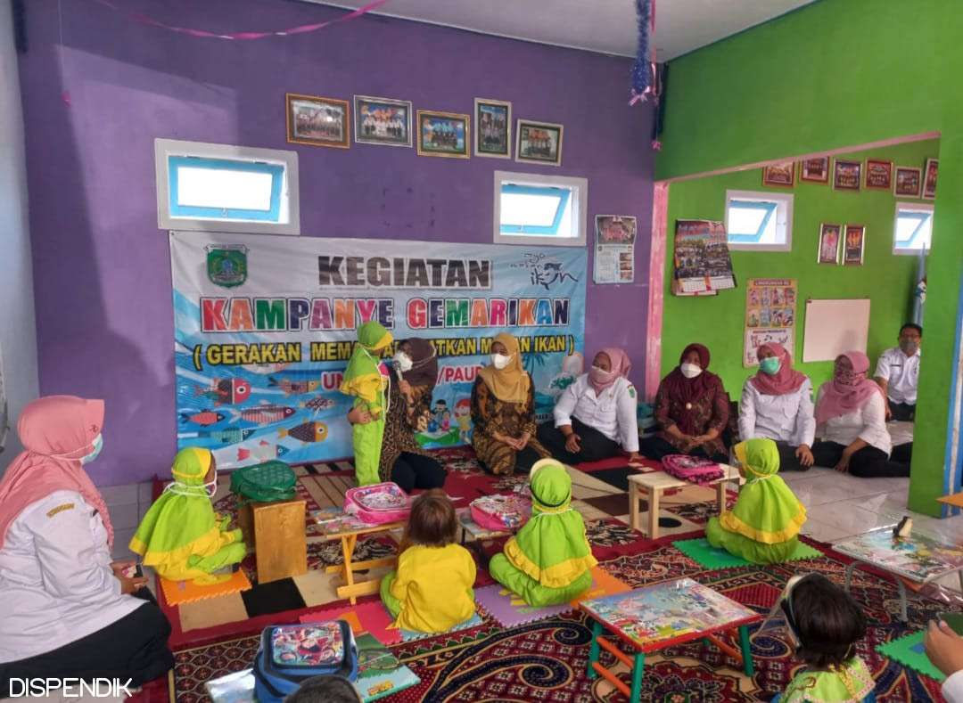 BUNDA PAUD KEGIATAN  KAMPANYE GEMARIKAN  ( Gerakan Memasyarakatkan Makan Ikan)