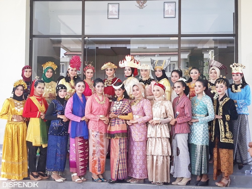 Peringati Hari Sumpah Pemuda, Pemerintah Kabupaten Pasuruan Gelar Upacara dan Beri Penghargaan