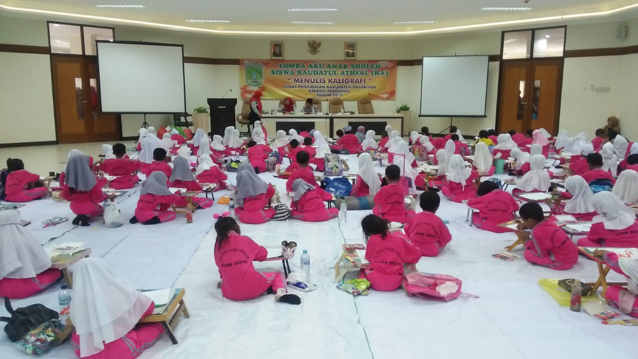 LOMBA ANAK SHOLEH