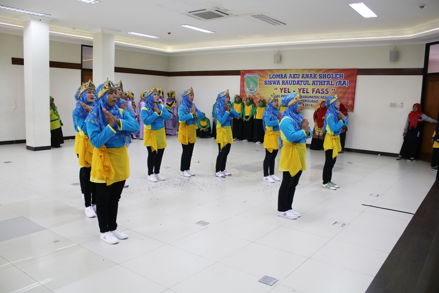 LOMBA ANAK SHOLEH