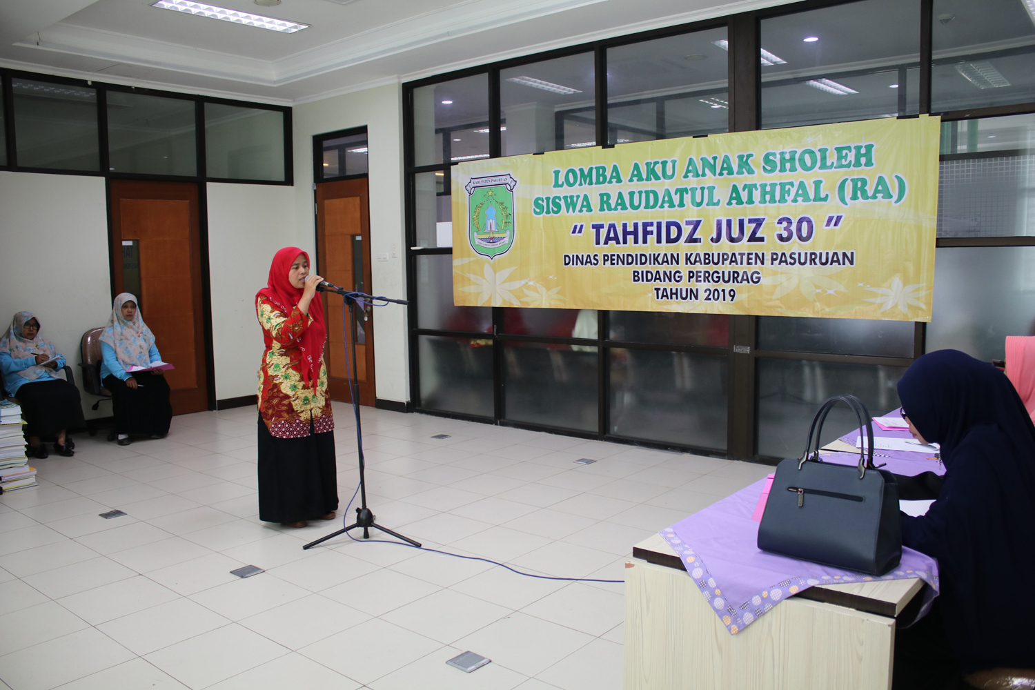 LOMBA ANAK SHOLEH