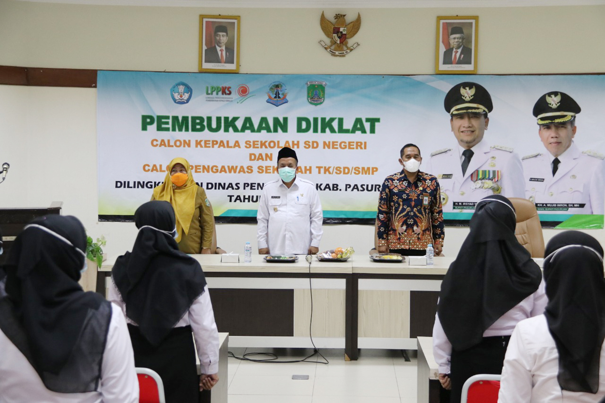 PEMBUKAAN DIKLAT CALON KEPALA SEKOLAH SD NEGER DAN CALON PENGAWAS TK/SD/SMP