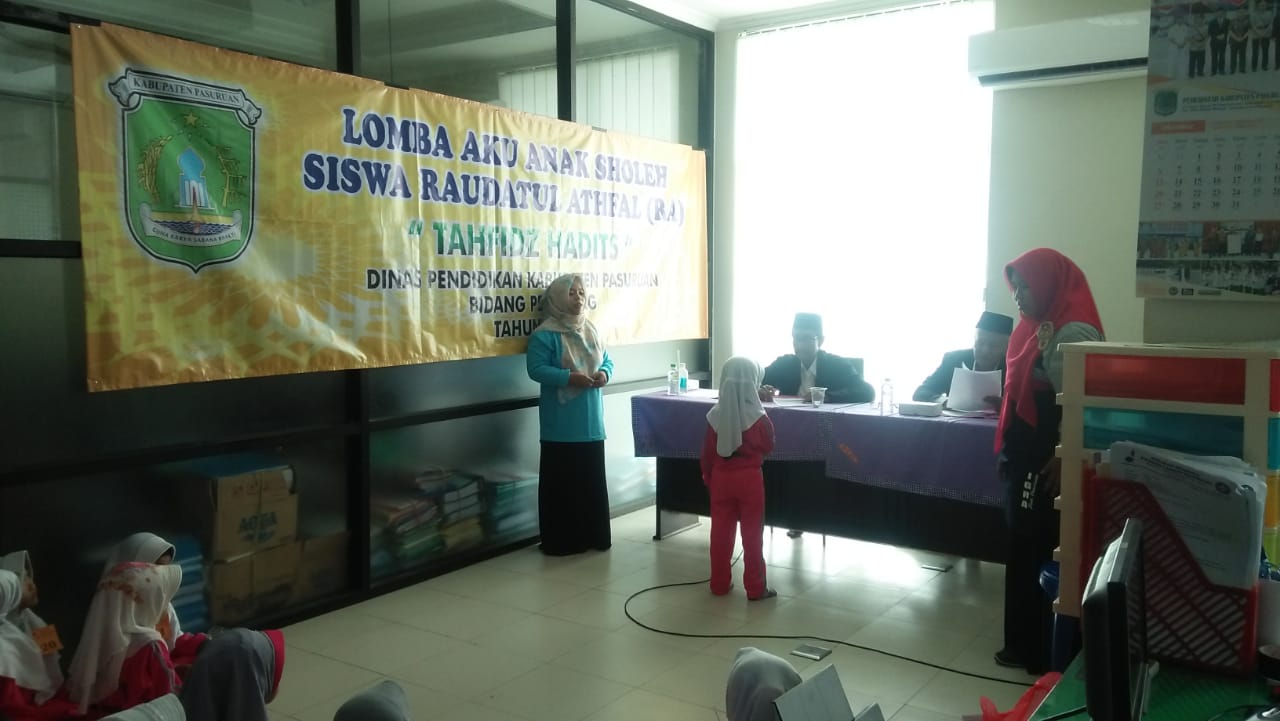 LOMBA ANAK SHOLEH
